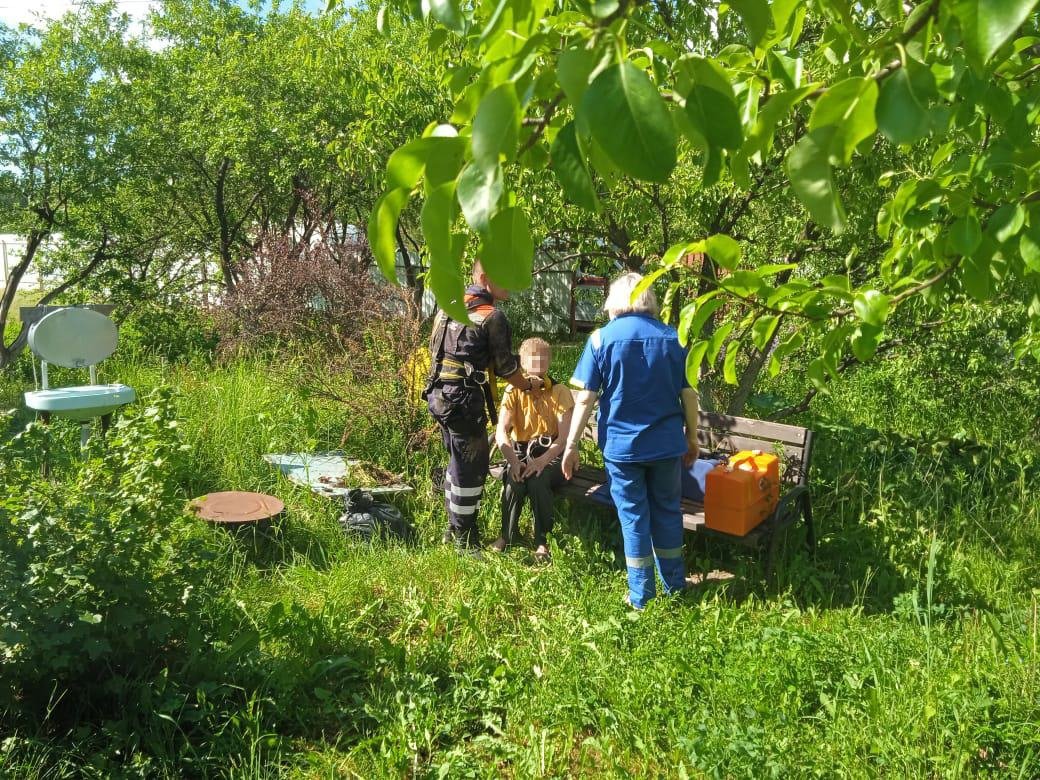 ➡️ Вчера спасатели 220-й пожарно-спасательной части #Мособлпожспас спасли пенсионерку, упавшую в колодец