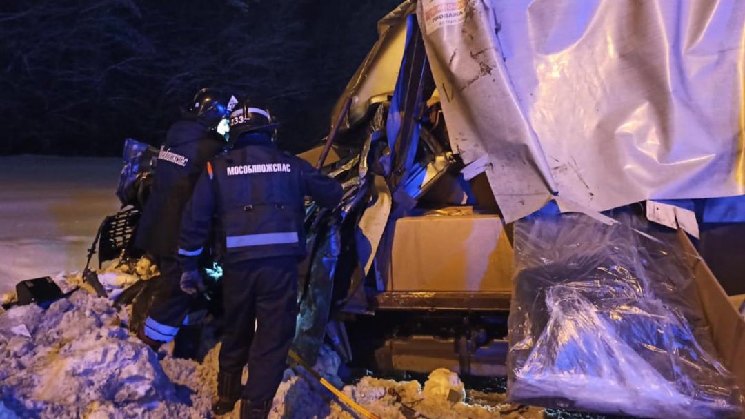 🚗 Зимняя дорога – зона повышенной опасности 
 
❄ Снегопад, гололёд, внезапная оттепель осложняют управление транспортными средствами и повышают вероятность возникновения аварий